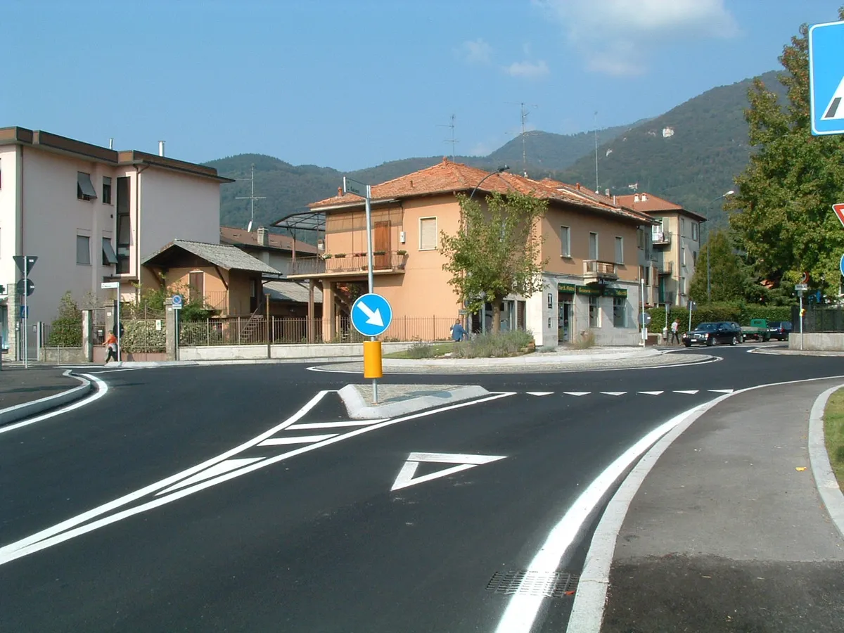 Realizzazione rotatoria via Marconi e via IV Novembre inclusa viabilità in via Galvani